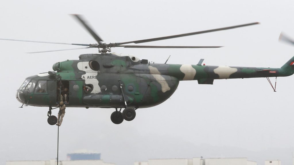 FAP confirma muerte de 15 personas tras caída de helicóptero en Arequipa