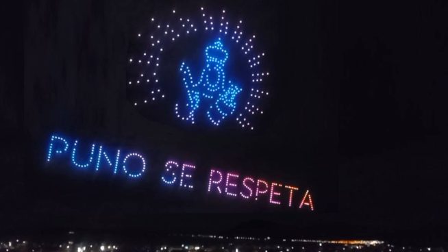 Puno: Espectáculo de drones durante la víspera del día central la Virgen de la Candelaria