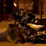 Asesinan a hombre de 11 disparos mientras comía hamburguesa | VIDEO