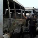 Callao: 12 cúster terminan calcinadas tras incendio en cochera de empresa de transportes que era extorsionada