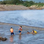 Hombre desaparece tras salvar a niño en el río: familia pide apoyo para hallarlo