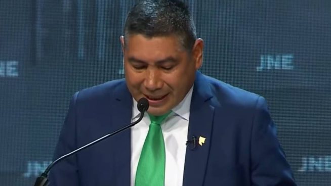 Charlie Carrasco plantea servicio militar obligatorio para los que no estudian ni trabajan