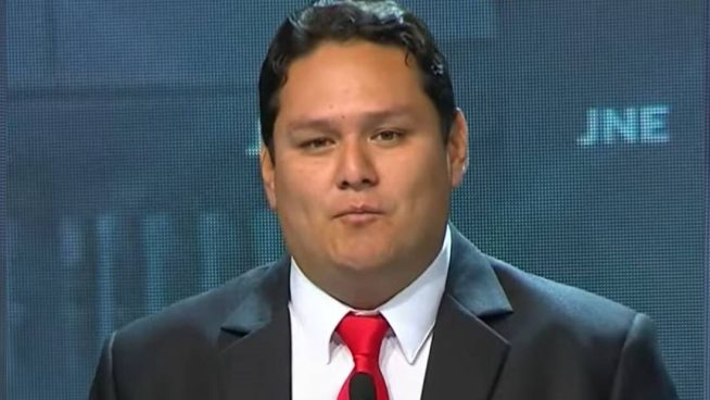 Enrique Valderrama promete aumentar propinas del servicio militar hasta un sueldo mínimo