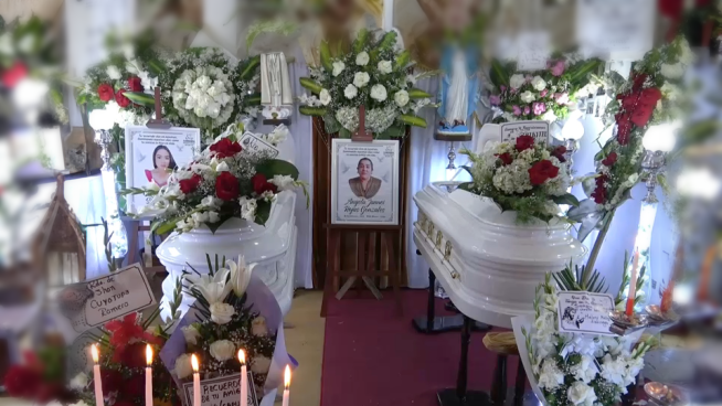 Madre e hija mueren en caída de miniván al río Rímac