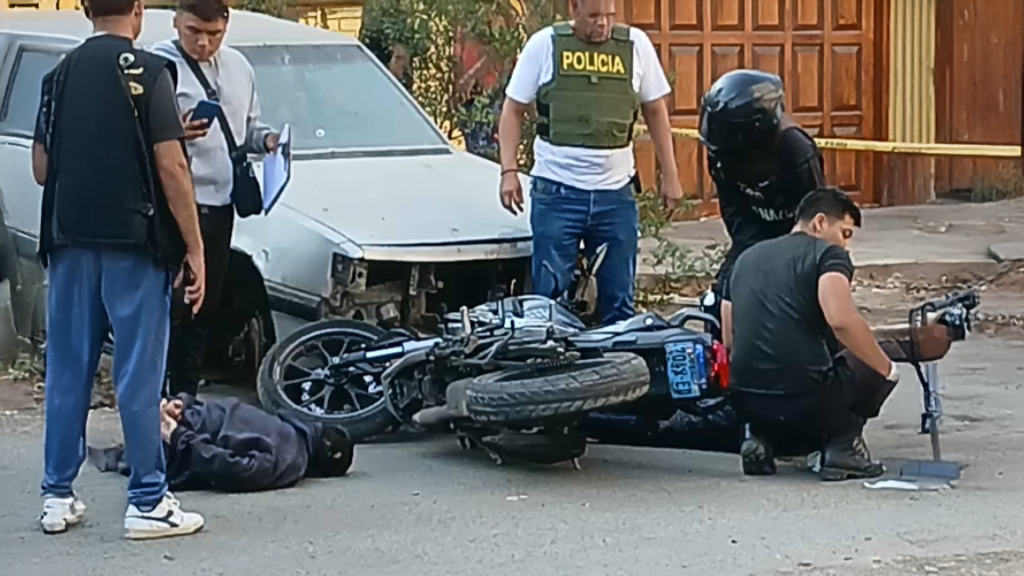 Policía frustró a balazos robo de camioneta y equipos de grabación