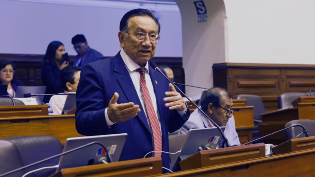 Creación de universidades públicas: José María Balcázar presentó proyectos de ley con párrafos idénticos