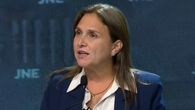 Marisol Pérez Tello plantea impulsar innovación con participación de peruanos en el extranjero