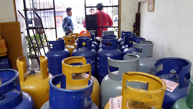 Gobierno aumenta a S/30 el vale FISE para la compra de balón de gas ante crisis en Camisea: ¿quiénes pueden acceder?