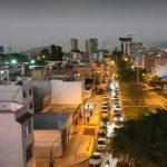 Largas colas de autos en grifos de Lima por escasez de GNV | VIDEO