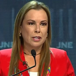 Fiorella Molinelli propone crear “institutos de clase mundial” y becas por impuesto