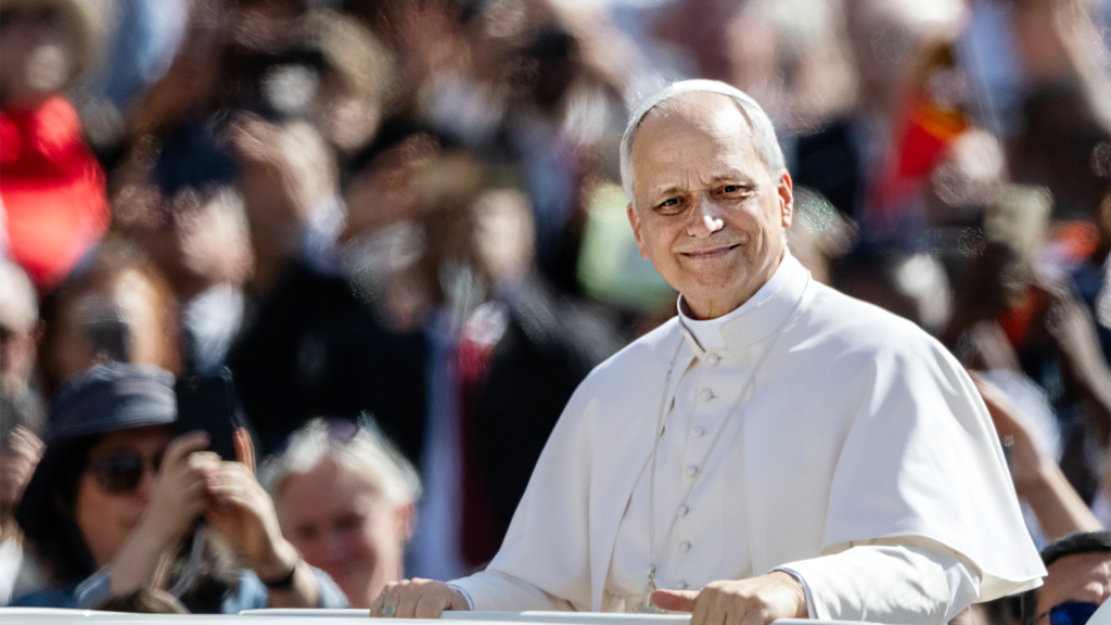 Papa León XIV pide que periodistas muestren el “sufrimiento de la guerra” y no caer en la propaganda