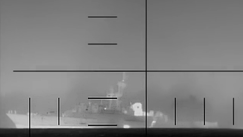 Submarino de EE. UU. hunde con torpedo fragata de Irán en mar de Sri Lanka y mata a más de 80 personas | VIDEO