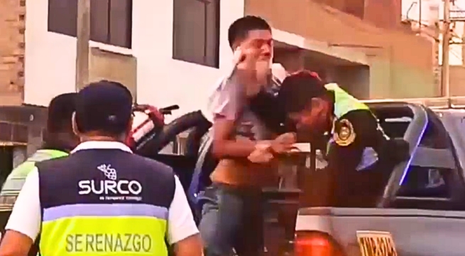 Sujeto golpea a policía e intenta robarle su arma: Fiscalía lo dejó en libertad