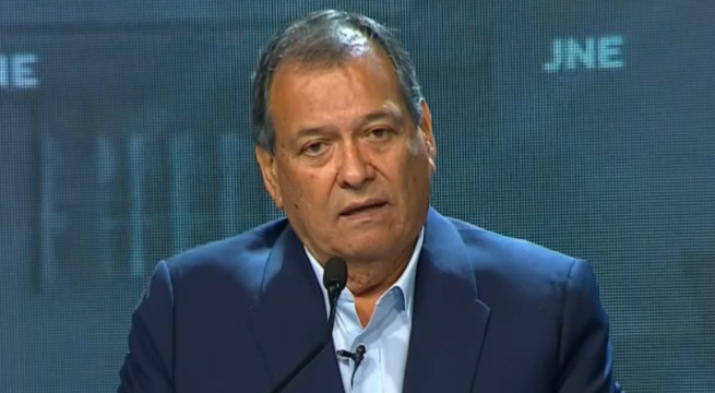 Jorge Nieto promete derogar 