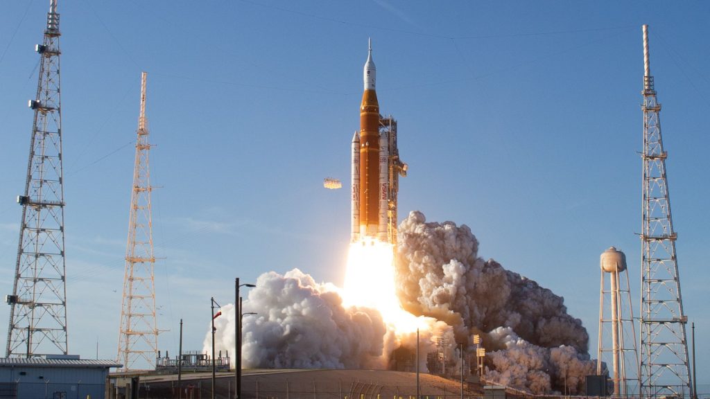 Artemis II: ¿Por qué los astronautas no pisarán la Luna y qué impulsa el nuevo interés por su exploración?