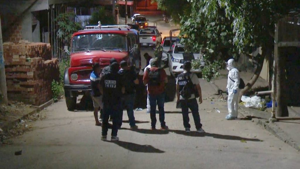 Asesinan y calcinan a tres personas en Bolivia: víctimas serían de nacionalidad peruana