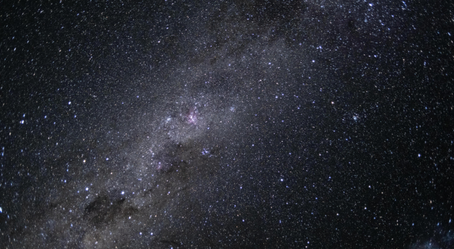 Artemis II capta impresionante imagen de la Vía Láctea tras sobrevuelo lunar