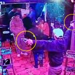 Hombre ingresa a discoteca con dos armas y mata a exfutbolista | VIDEO