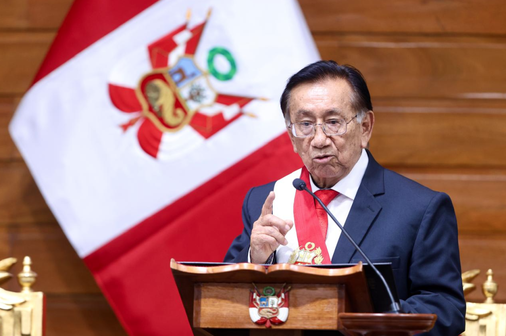 Un presidente en silencio: Balcázar solo intervino una vez durante las 18 sesiones de Consejo de Ministros