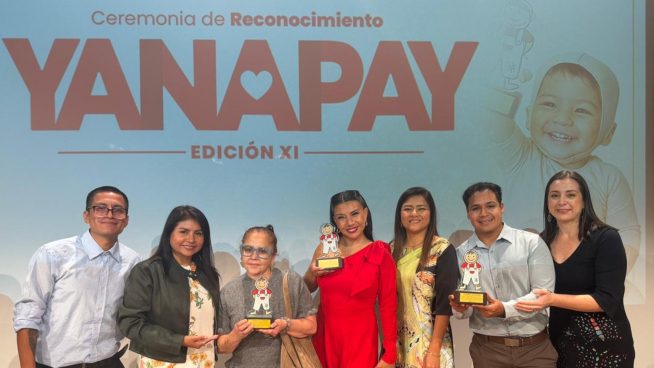 “Arriba Mi Gente” y “Reporte Semanal” son reconocidos en los Premios Yanapay por su aporte social