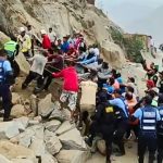 Padre muere sepultado por rocas mientras ampliaba su casa en un cerro