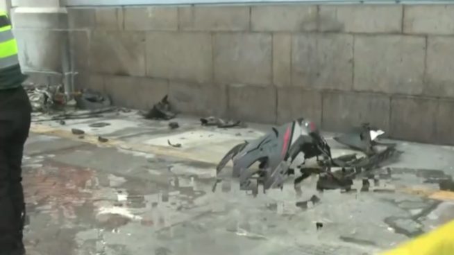 Cercado de Lima: policía en moto muere tras choque con auto | VIDEO