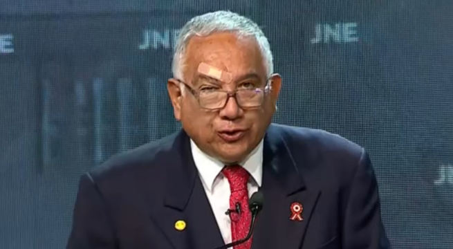 Armando Massé plantea internet “en todo el Perú” y revisión de hemoglobina a nivel nacional