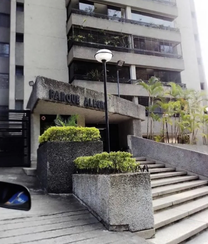 Este es el edificio en el que fue detenida. (Foto: Santiago Martínez) 