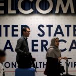Gobierno de Trump ahora exige que quienes buscan la 