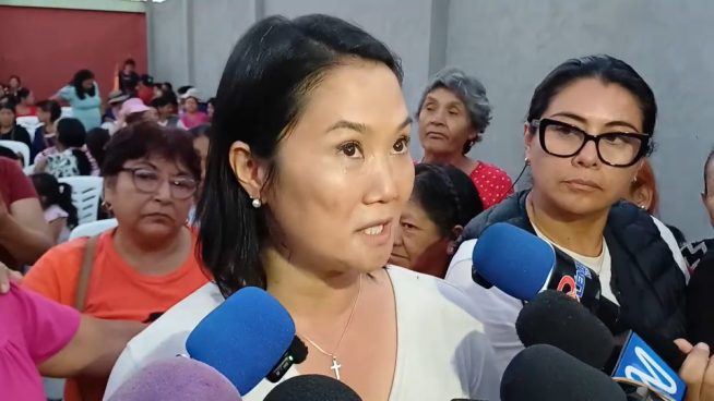 Keiko Fujimori calificó de "bajeza" propuesta de Roberto Sánchez para debatir en Japón
