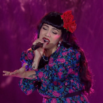 Yo Soy GRANDES BATALLAS: Mon Laferte llenó de nostalgia el escenario con “Antes de ti”