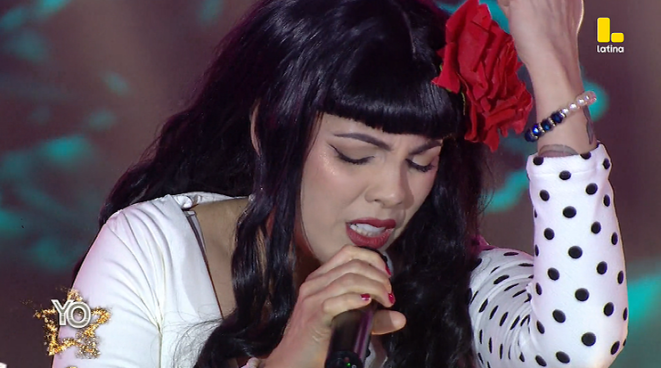 Yo Soy GRANDES BATALLAS: ¡Mon Laferte emociona con “Mi buen amor” en su intensa batalla contra Los Auténticos Decadentes!