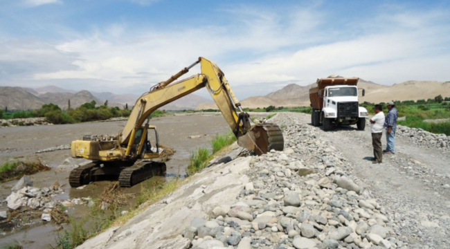 Gobernador de Lambayeque advierte que obras paralizadas podrían agravar efectos de El Niño | VIDEO