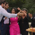 Valentina Valiente capítulo 59: ¡Valentina hace un papelón en la boda y termina en la piscina!