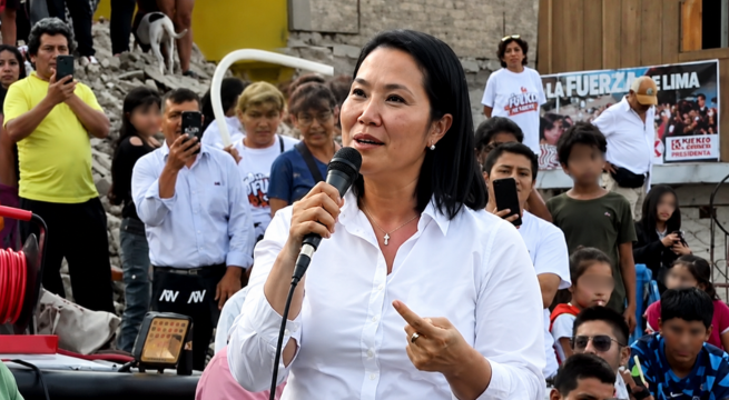 Keiko Fujimori afirma que hubo decisiones “negativas” en el gobierno de su padre: “se va a corregir”