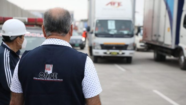 ONPE inicia despliegue de material electoral para Lima y Callao con 217 camiones custodiados | VIDEO