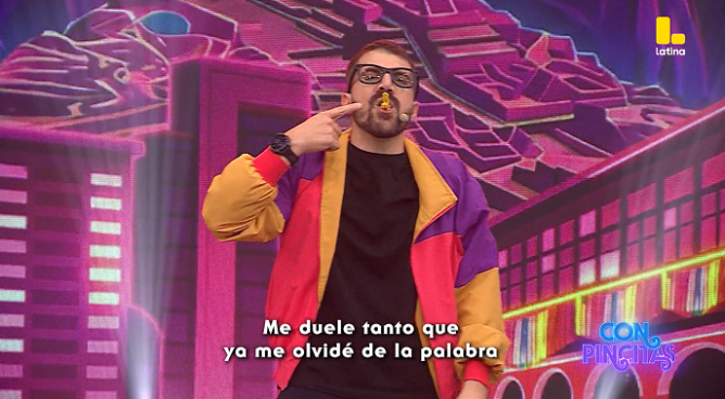 Me Caigo de Risa: ¡José Peláez terminó conduciendo con una pinza en la lengua y nadie le entendía nada!