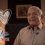 “Si vas a escoger ser actor, vas a sufrir mucho… pero voy a ser feliz”: Roberto Moll y el camino que lo llevó a “Valentina Valiente”