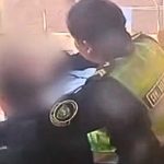 Policía ahorca a escolar de 14 años tras intentar quitarle su celular