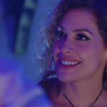 Valentina Valiente capítulo 75: ¡Bárbara aparece en el bar y se suma a la noche de copas con Alejandro!