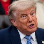 Donald Trump exige bajar la gasolina a US$2,50 por galón y amenaza con “grandes problemas”