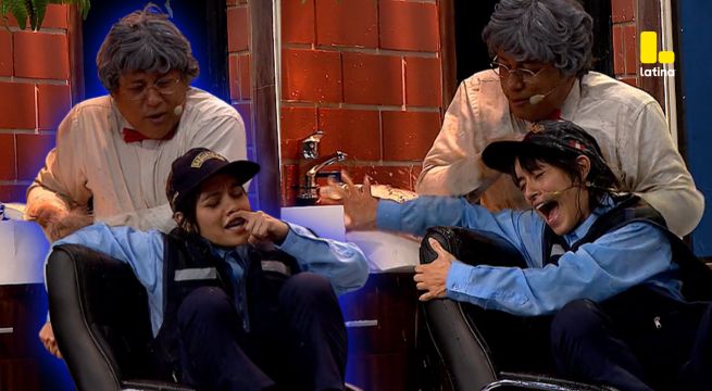 Me Caigo De Risa: ¡Jely Reátegui terminó con la cabeza empapada de shampoo y Eduardo Romay salió volando por las escaleras!