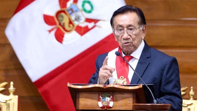 Misa y Te Deum será el último acto protocolar de Balcázar como presidente del Perú