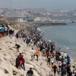 Crisis migratoria en España: ¿qué ocurre en la frontera con Marruecos y por qué miles intentan llegar a Ceuta?
