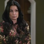 Valentina Valiente capítulo 102: ¡Frida le pide a Don Edmundo una mensualidad!