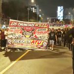 Colectiveros marchan por avenidas Arequipa y Wilson impidiendo el paso de buses del Corredor Azul | VIDEO