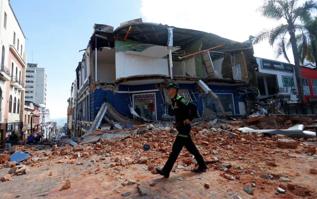 Así vivieron los colombianos el terremoto de magnitud 7.4 que remeció varias ciudades | VIDEO