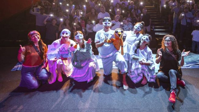 Regresa a Lima 