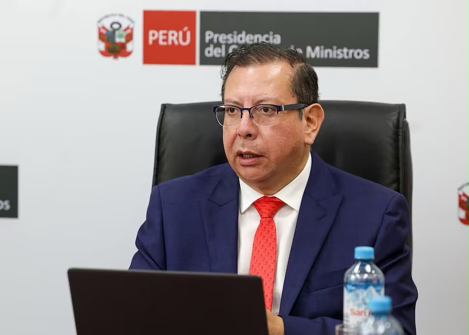 Presidenta designa a viceministro de Justicia en la Procuraduría General del Estado, pese a estar prohibido por ley