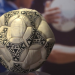 Subastaron el balón de ‘La mano de Dios’ de Maradona en 3.35 millones de dólares